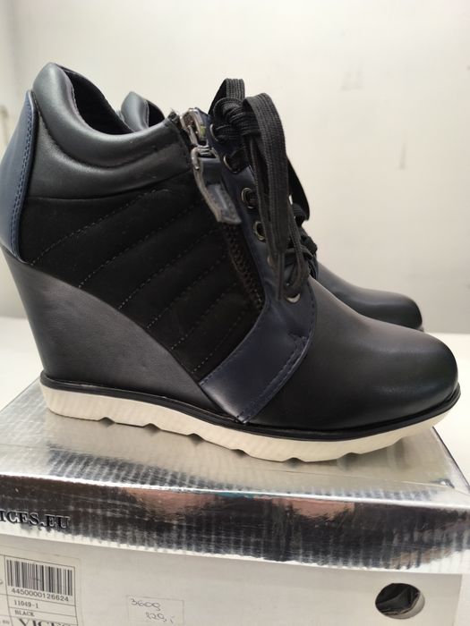 Buty botki na koturnie czarne nowe eleganckie rozmiar 38