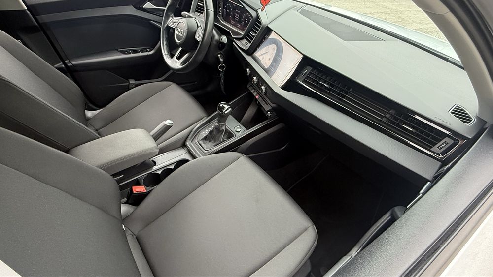 Audi A1 SportBack 30 TFSI automatico