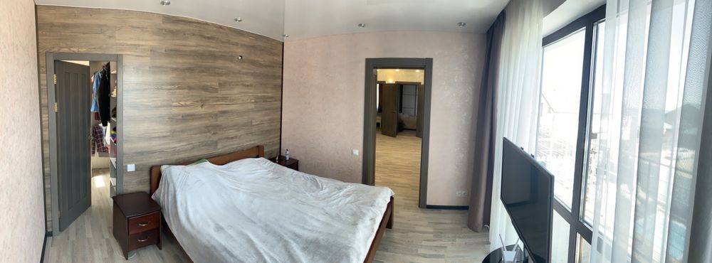 Дом- дача в первой линии моря. Грибовка.