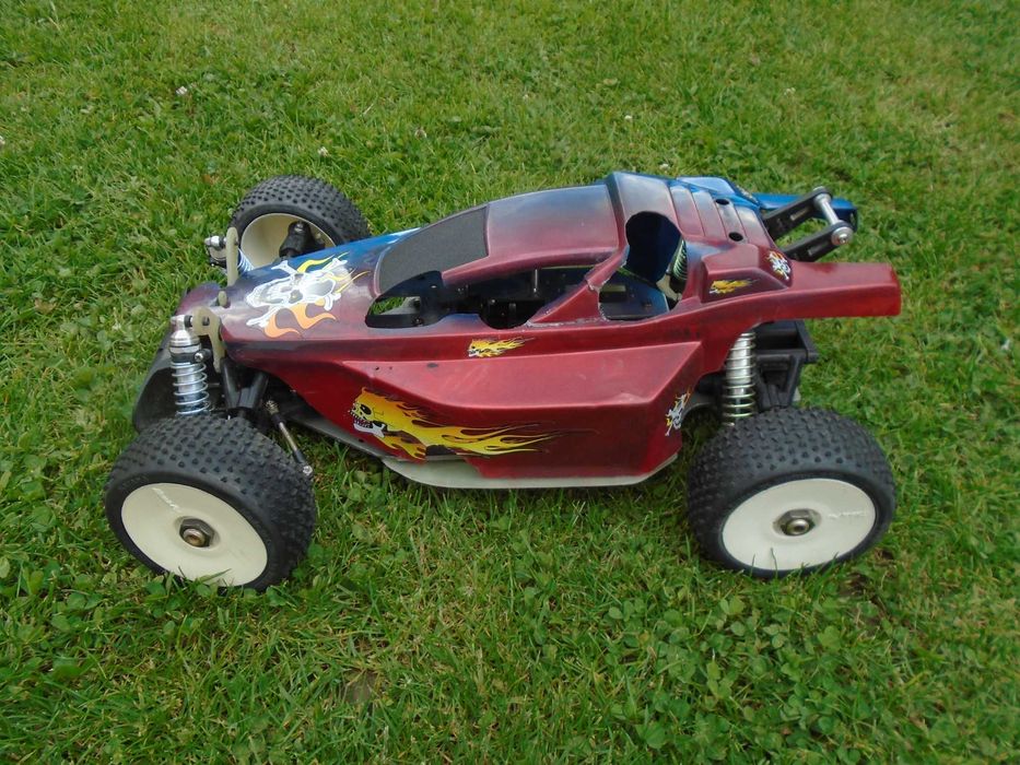 Podwozie Spalinowe Graupner NITRO 1:8 4WD Model RC