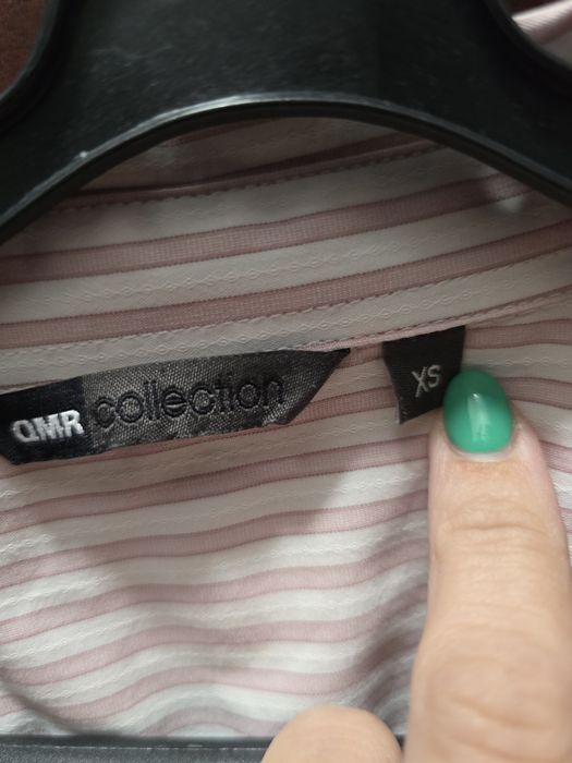 Camisa às riscas