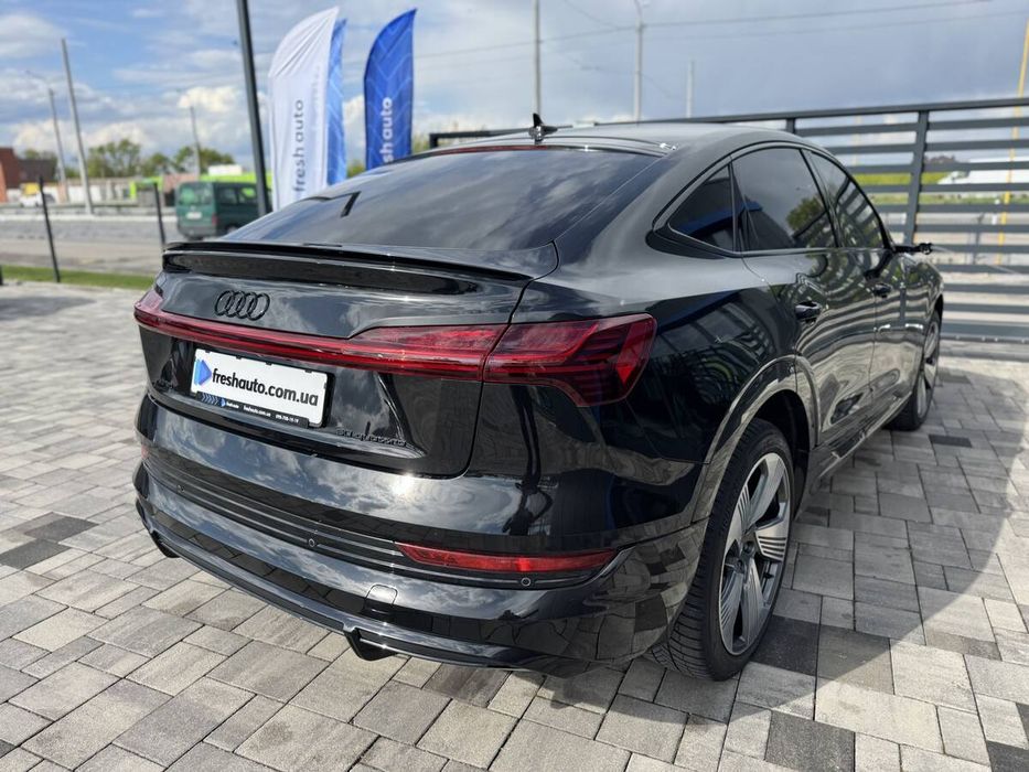 Audi e-tron 2020 freshauto