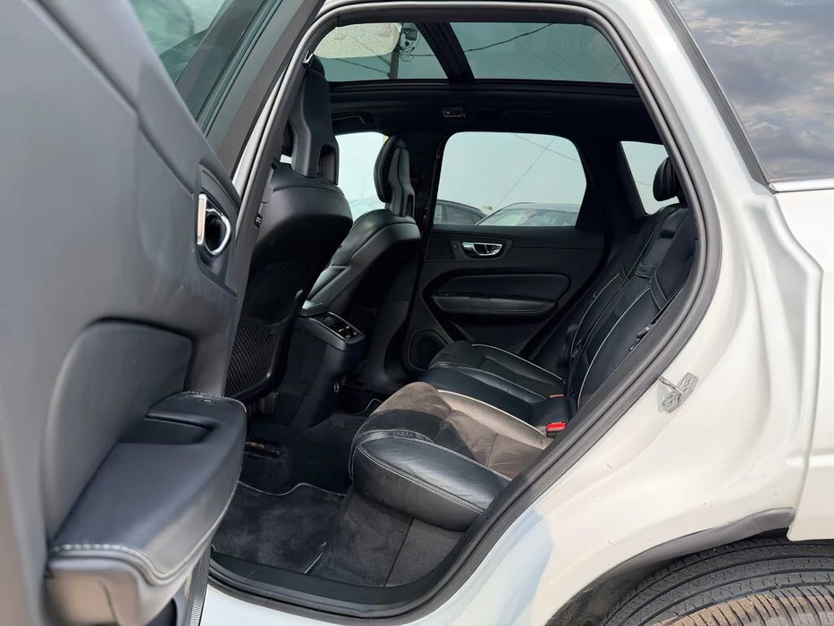 Volvo Xc60      2018