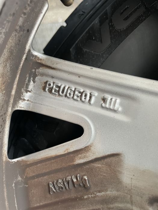 Pack jantes e pneus Peugeot 16 5x108 originais 508