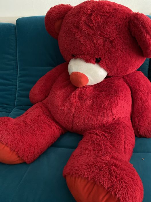 Большой мягкий медведь