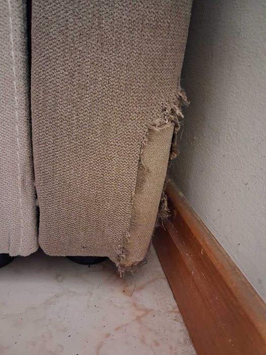 Sofá Castanho e Bege