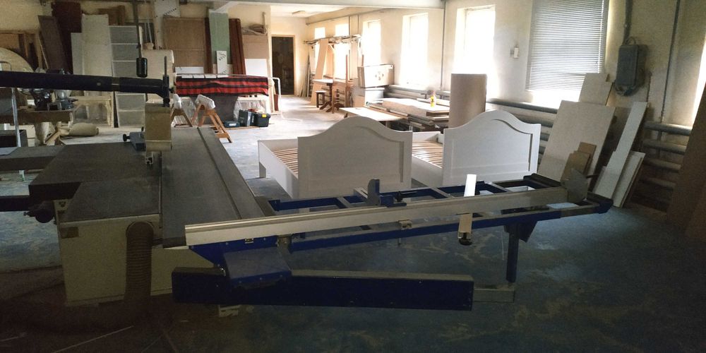 Діючий комплекс з виробництва меблів