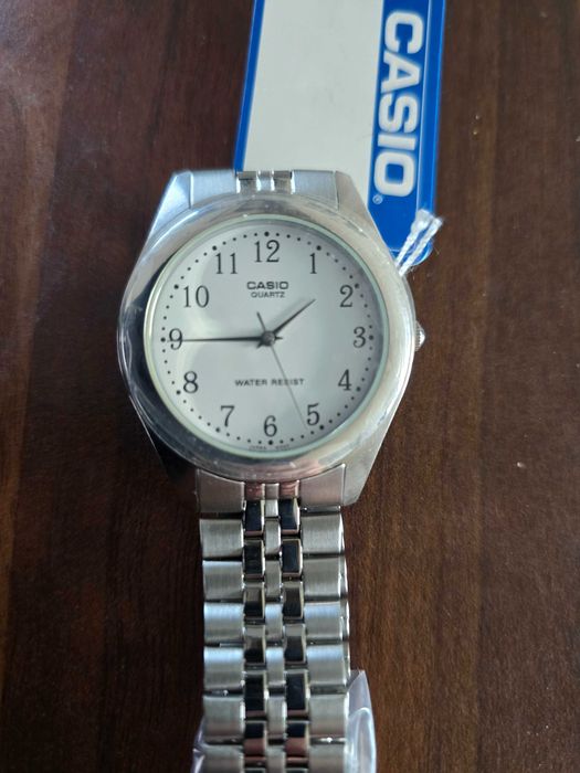 Zegarek kwarcowy na bransolecie Casio MTP-1129A Nowy