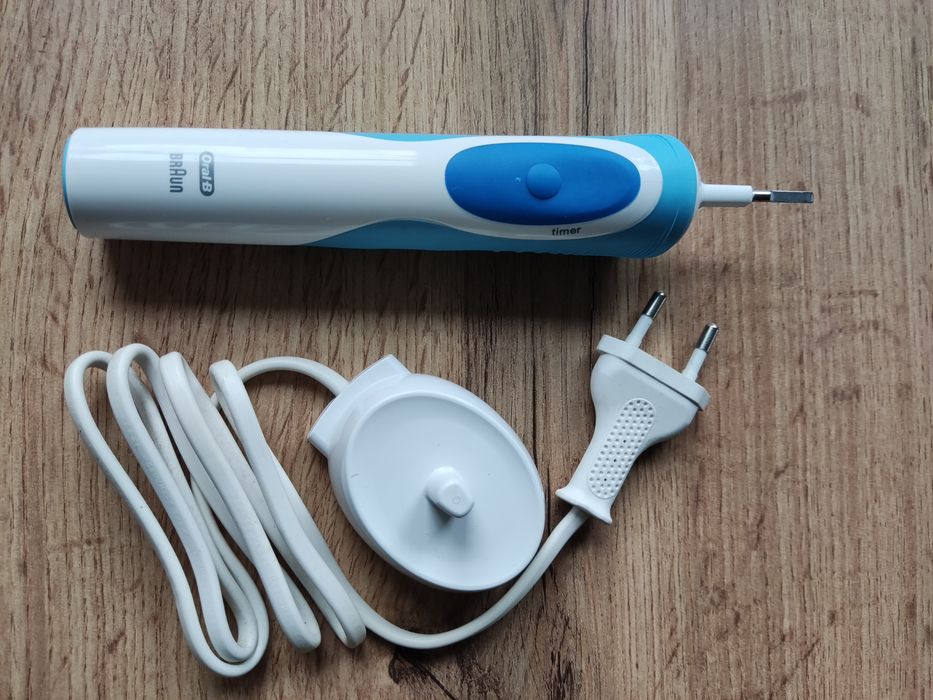 Szczoteczka elektryczna Braun Oral B