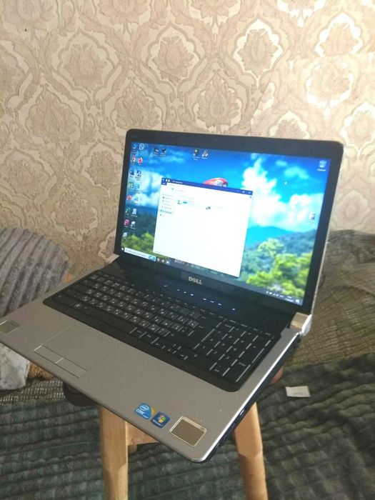 ноутбук Dell 1747 робочий ВЕЛИК ЕКРАН/ і7 -4/8 ядер/RAM 4 gb/Hdd 350gb