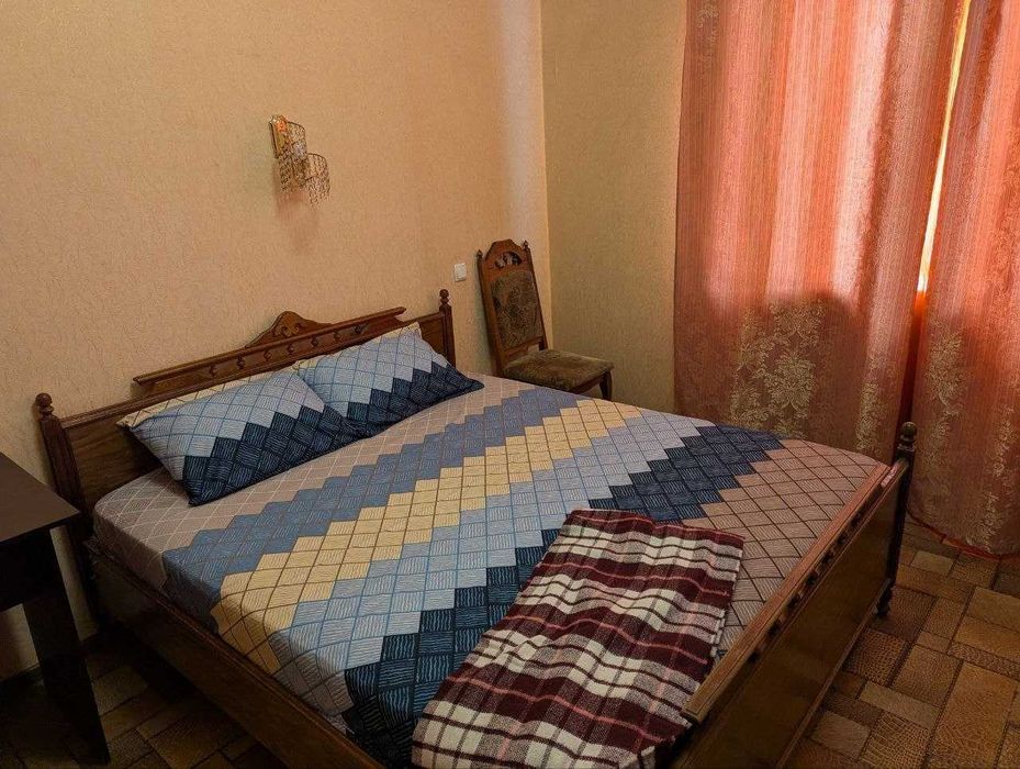 Квартира оренда подобово/погодинно Лівий берег, Слобожанський проспект Правди, Донецьке шосе