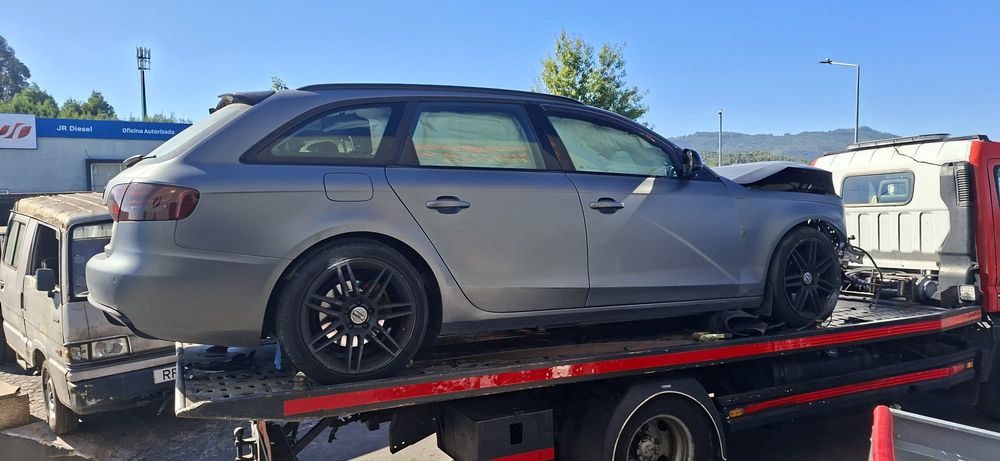 AUDI A4 B8 Avant 2.0 TDI Diesel 143 cv
Ref: CMEA
