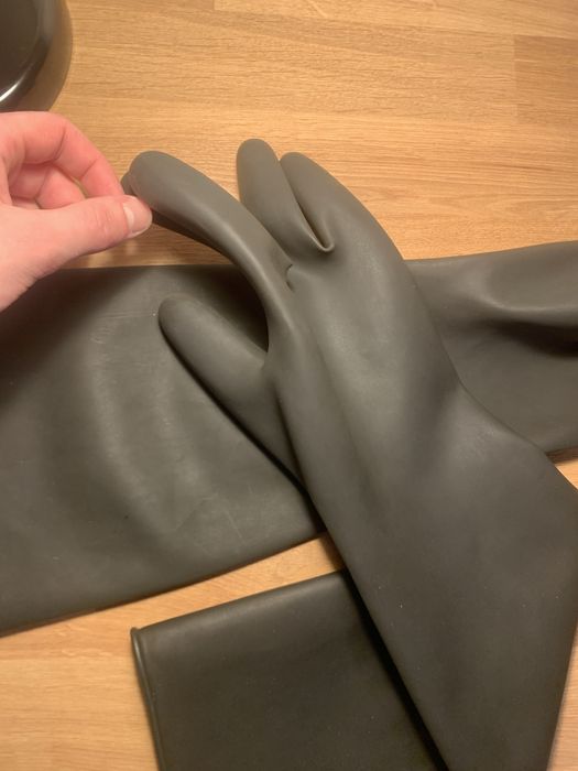 Grube gumowe rękawice za łokieć