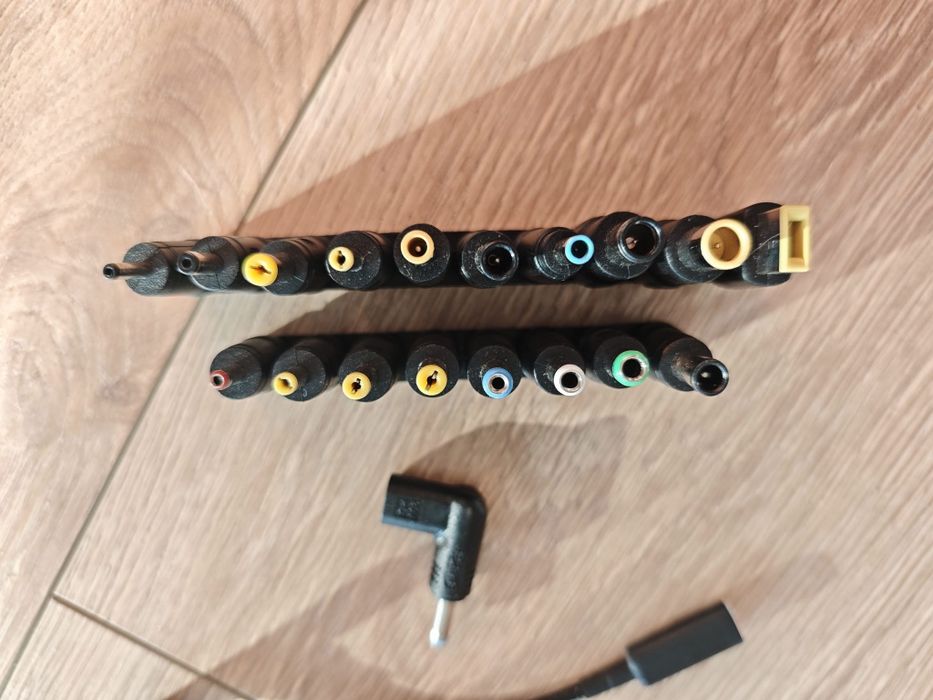 Zestaw przejściówek do ładowania laptopa z usb