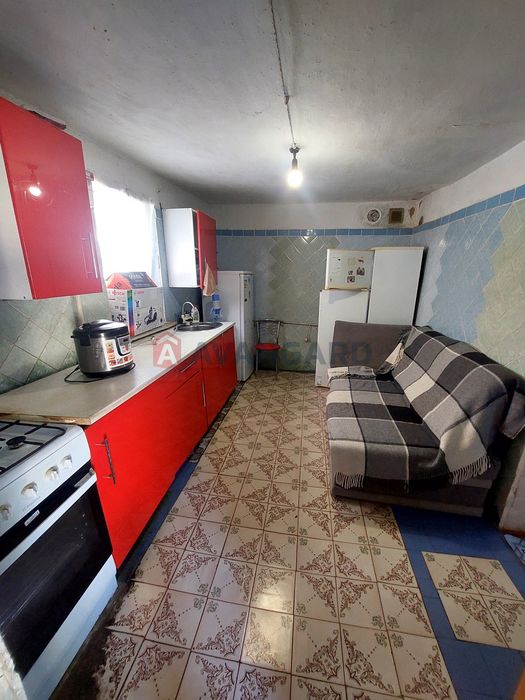 Будинок для невеликої родини або їх батьків