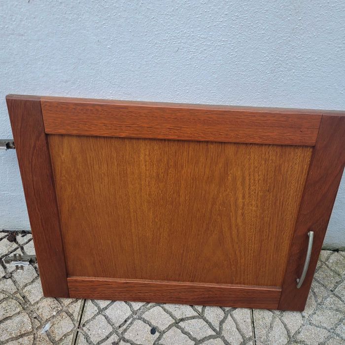 Portas/Gavetas de Cozinha com Ferragens