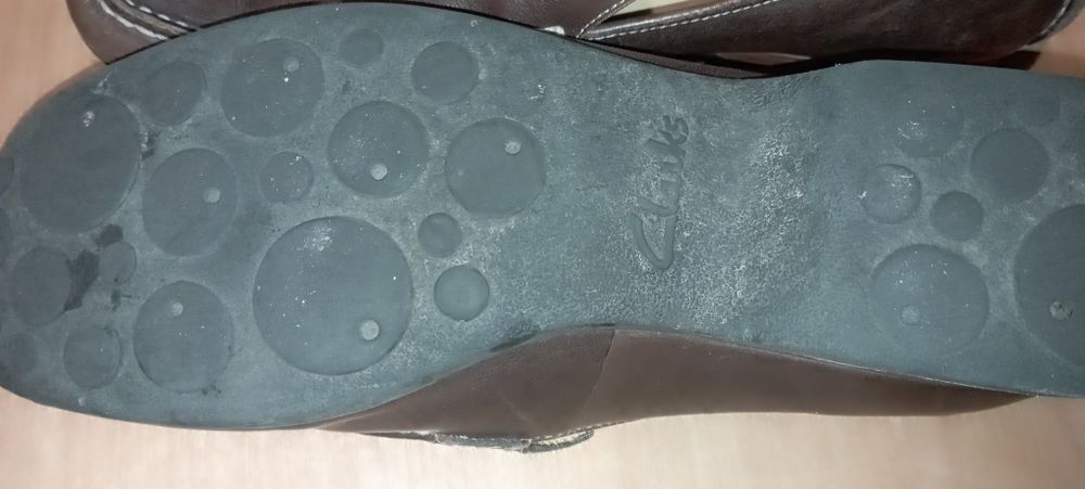Туфлі шкіряні Clarks