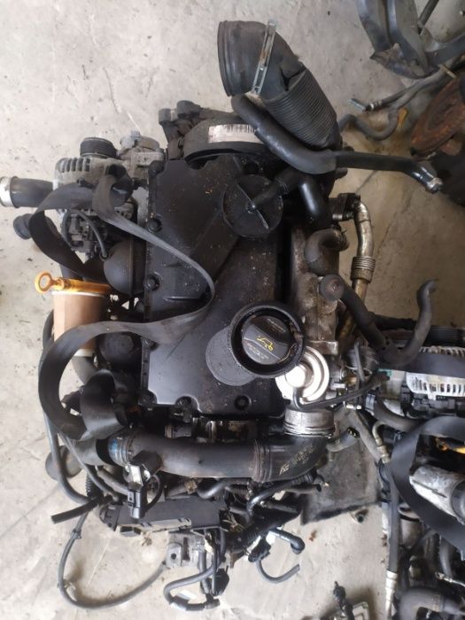 Двигун Volkswagen Sharan/Ford Galaxy/Seat Alhambra 1.9