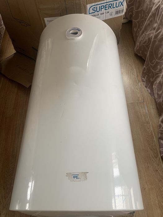 Бойлер Ariston на 100 л