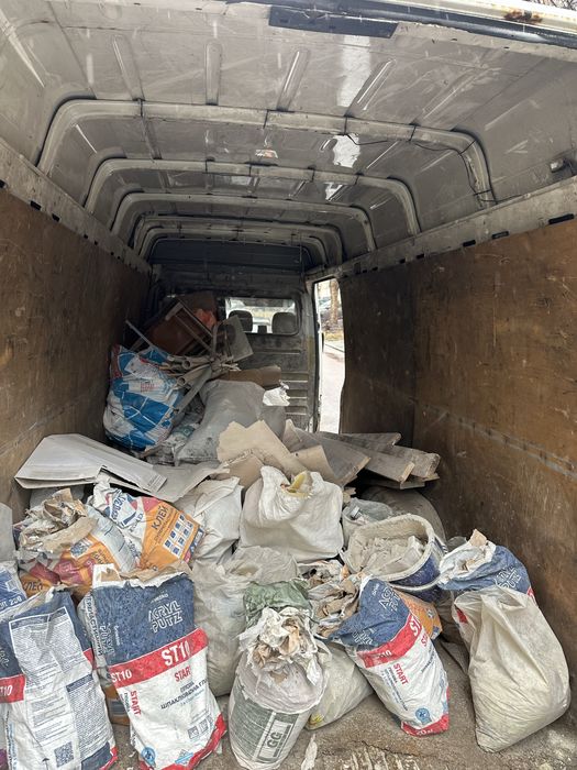 Вантажні перевезення доставка матеріалу вивіз сміття