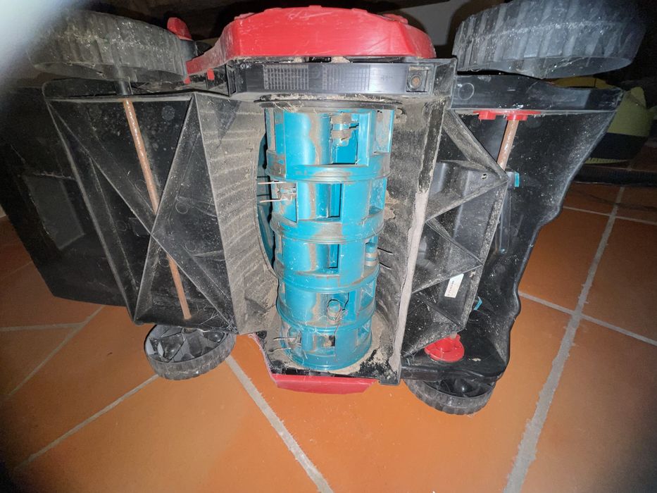 Escarificador de relva bosch