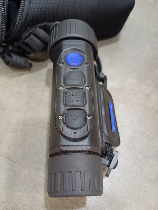 Тепловизорный монокуляр Pulsar Axion2 XQ35