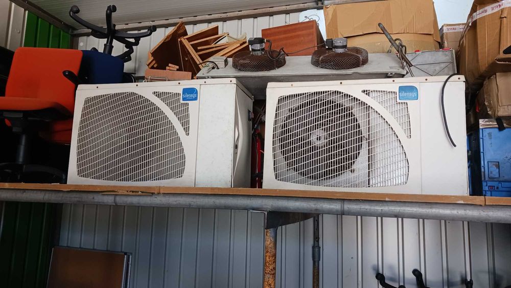 Motores exteriores e interiores câmara frigorifica.