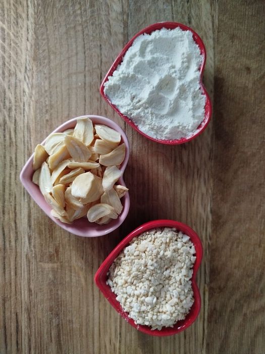 Сушений часник, спеція