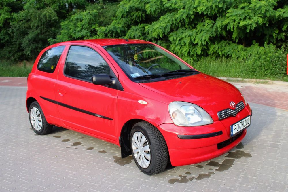Toyota Yaris TOYOTA YARIS 1.3 r. 2002 PRZEBIEG 136 220