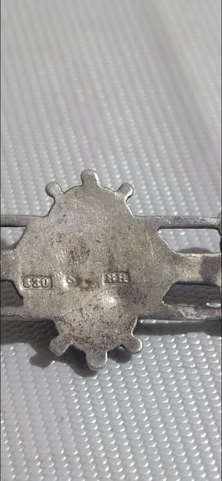 Брош з срібла 830