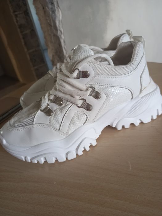 Buty sportowe adidasy