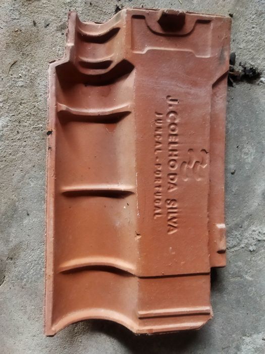 material construção (telhas,tijoleiras,azulejos)