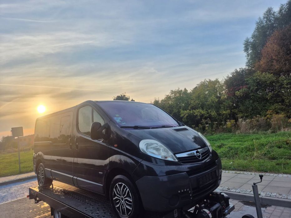 Opel Vivaro Opel Vivaro Long L2 osobowy 2.0 DCI automat z Niemiec