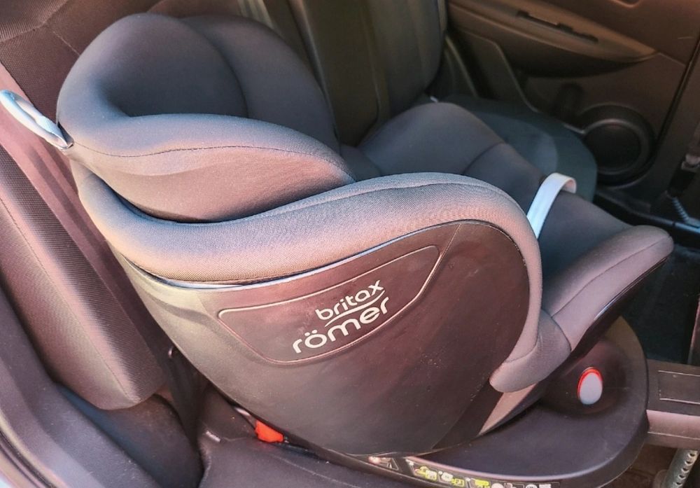 Cadeira britax römer usada