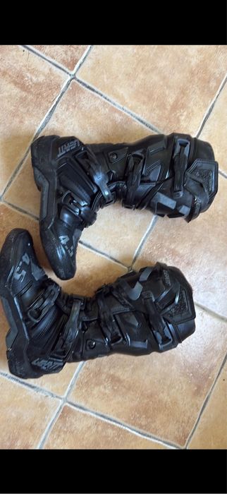 Sprzedam buty cross leatt 4.5 stan bdb