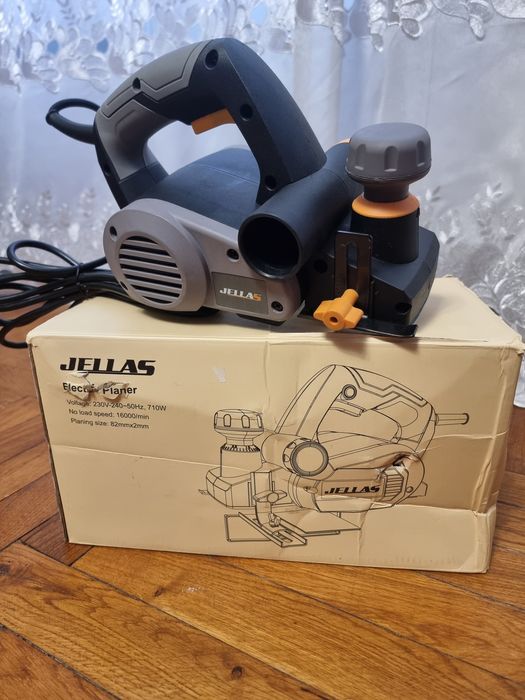 Електрорубанок новий