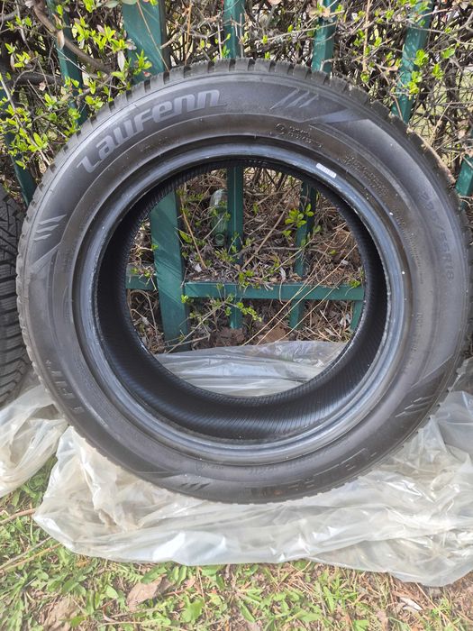 Opony zimowe Laufenn 235/55 R18