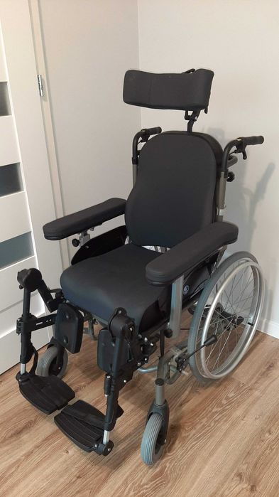 Wózek inwalidzki Vermeiren Inovys 2