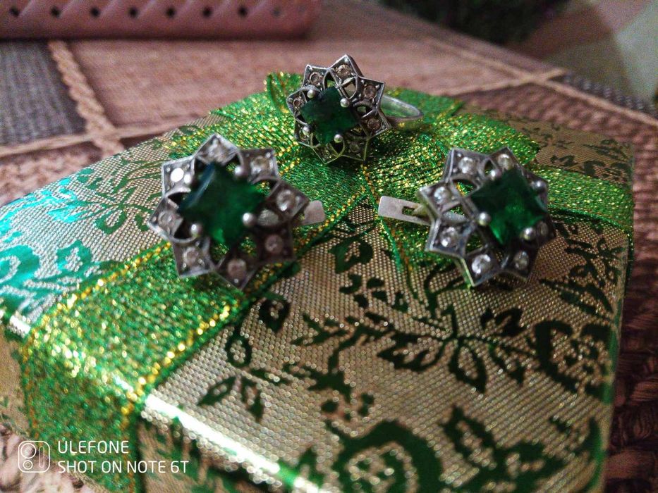 Срібний набір,925, зі смарагдами, чернене срібло, ефектний