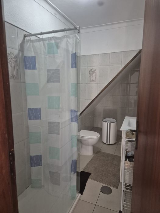 Quarto para arrendar