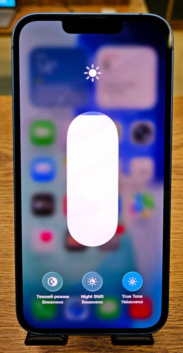 Смартфон iPhone 13 128Gb (АКБ 100%) Neverlock