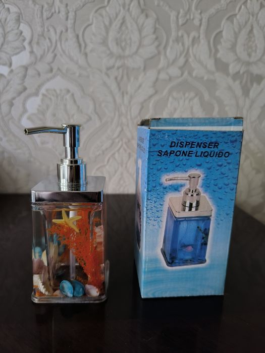 Дозатор для жидкого мыла