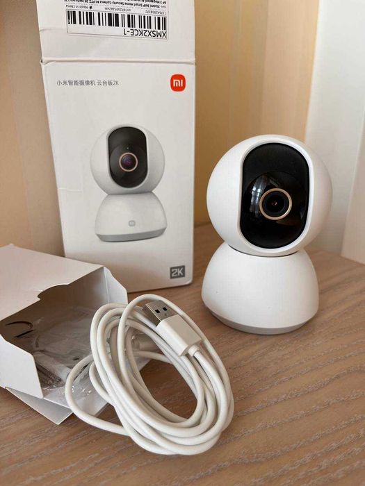 Нова камера відеоспостереження Xiaomi 360° Smart Home Security Camera MI PTZ 2K