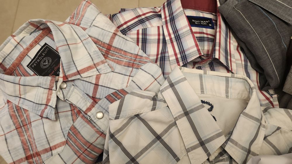 Zestaw 16 koszul z krótkim rękawem M