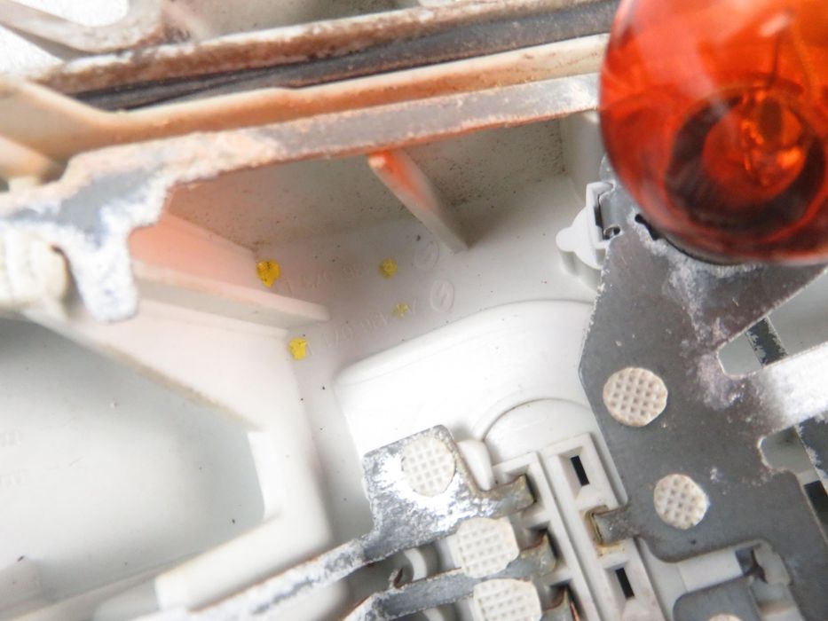 Wkład Lampy Lewy Tył Audi A6 C6 - 436071 - 436073