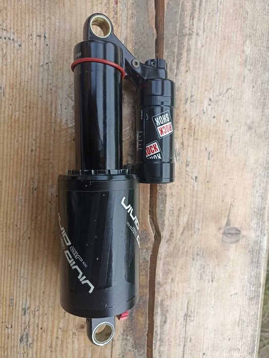 Rock shox vivid air 216x63,5