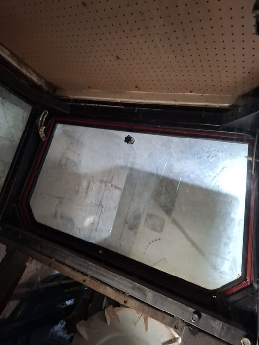 Kabina do ciągnika mf255