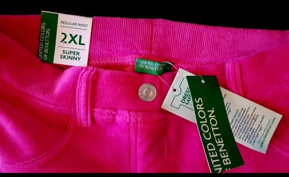 Calças Benetton menina Novas