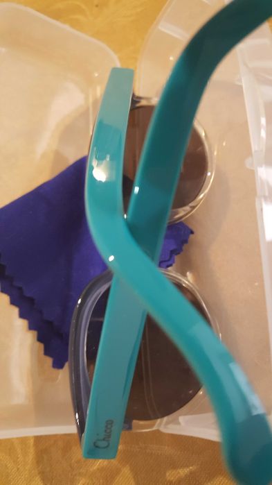 Óculos de sol . Criança