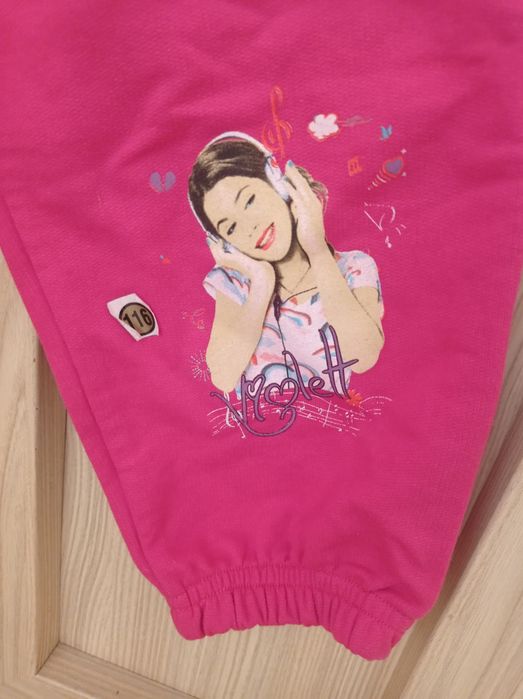 Spodnie dresowe nowe z metką 116